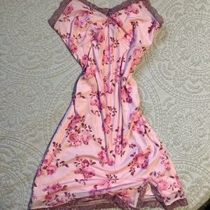 mesh pink fitted dress !